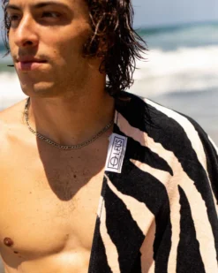 LEUS DAZZLE TOWEL -Reef Surf Shop 3V3A2808 3140 24201.1673632333