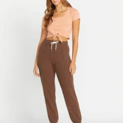 VOLCOM LIL FLEECE PANT(B1212303) -Reef Surf Shop B1212303 CHO F 1420x1420 crop center.jpg 97031.1701194734