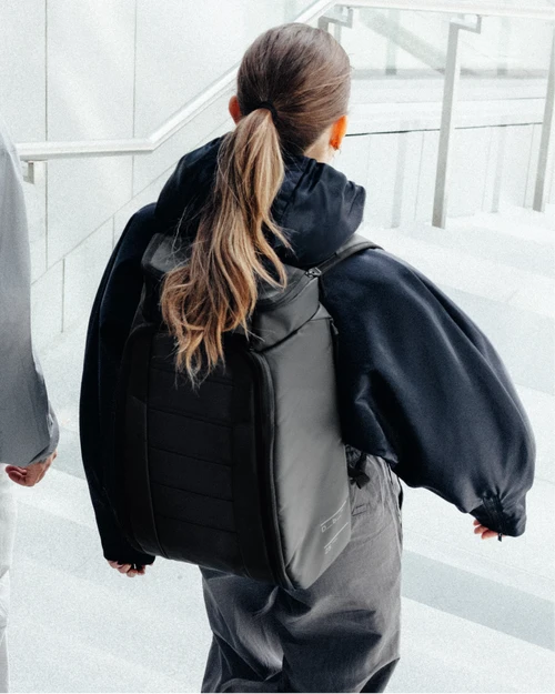 DB BOARD BAGS HUGGER 25L BLACK OUT (EX) 2 DB BOARD BAGS HUGGER 25L BLACK OUT (EX) - Image 2