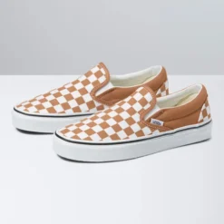 VANS CLASSIC SLIP-ON SHOES (VN0A5AO8BKQ1)