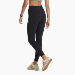 VUORI DAILY LEGGING (VW323) -Reef Surf Shop VW323BLK 02308 CO22 1200x crop center.jpg 69558.1686065749