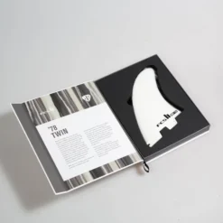 FCS II LIMITED EDITION MARK RICHARDS BOX SET (FMRX-LTD1-XL-SS-R) -Reef Surf Shop f076f5feeb3fb1abbc43c034da5c94ef3f686d54 3779x3779 76089.1684881602