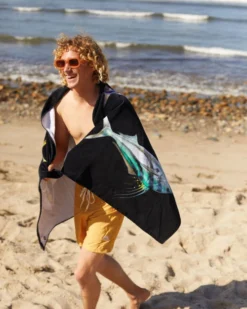 LEUS AMADEO BACHAR FISH STACK BEACH ECO TOWEL (EX) -Reef Surf Shop leus beachtowel abachar fish stack4 25048.1691177176