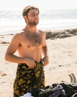 LEUS CONNER COFFIN (EX) -Reef Surf Shop leus beachtowel conner coffin lifestyle7 33980.1700415113