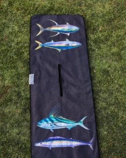 LEUS AMADEO BACHAR FISH STACK GOLF ECO TOWEL -Reef Surf Shop leus caddytowel abachar fish stack5 70133.1673632284