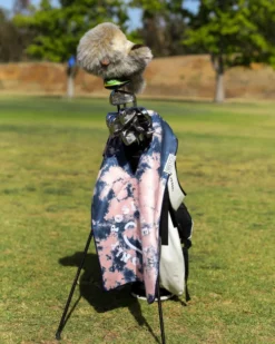 LEUS POSITIVE VIBES GOLF ECO TOWEL -Reef Surf Shop leus caddytowel positive vibes3 10568.1673632306