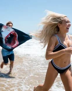 LEUS GREAT WHITE TOWEL (EX) -Reef Surf Shop leus surftowel greatwhite chasing 90257.1700415157