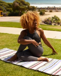 LEUS ALPACA YOGA ECO TOWEL -Reef Surf Shop leus yogatowel alpaca4 08191.1673632285