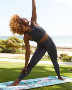 LEUS JUNGLE FEVER YOGA ECO TOWEL -Reef Surf Shop leus yogatowel jungle fever4 96557.1673632298