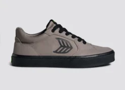CARIUMA VALLELY CHARCOAL GREY MEN'S SHOE -Reef Surf Shop vallely skate grey black cordura suede sneaker.slideshow1 99962.1674596373